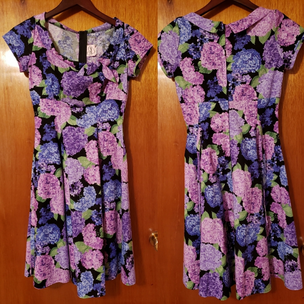 NWOT Heart of Haute Beverly Dress
